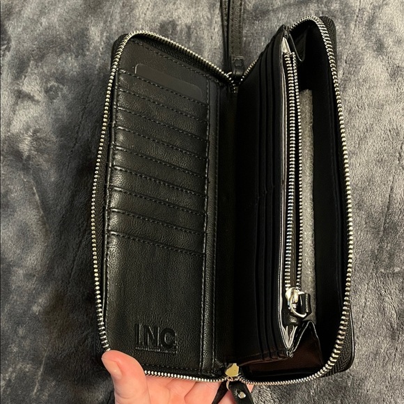 Hazel Vibrant Striped Wristlet Clutch - Picture 2 of 6